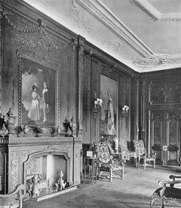 Knowsley Hall: dębowy salon