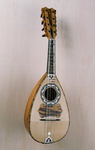 mandolina neapolitańska, instrument muzyczny zbudowany w warsztacie lutnika Pasquale Scala w Praiano w Kampanii. Włochy, XX wiek autorstwa Unbekannt Unbekannt